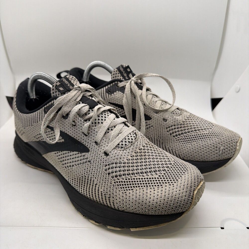 Size 11 - Brooks Revel 5 White Black Womens Shoes Sneakers